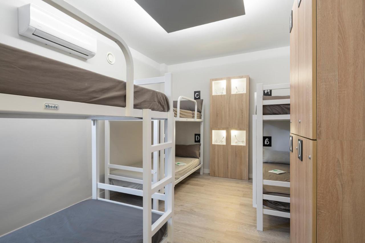 Albergue Alda Pilgrim Ponferrada Exterior photo